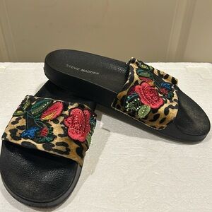 Steve Madden Floral embroider sequin animal Print faux suede Slides sandals 8